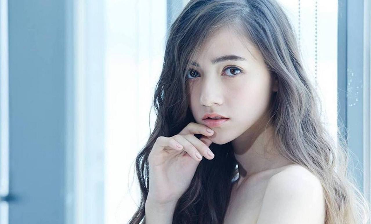 娜然少女时期照片
