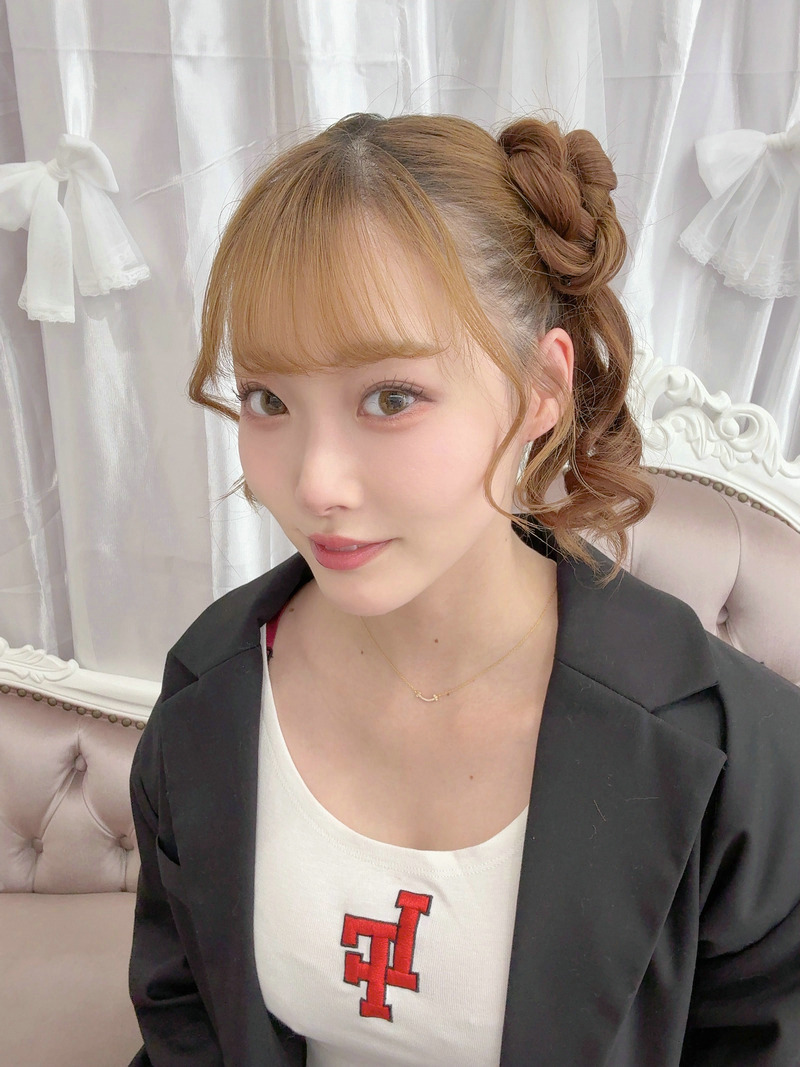 结月莉亚