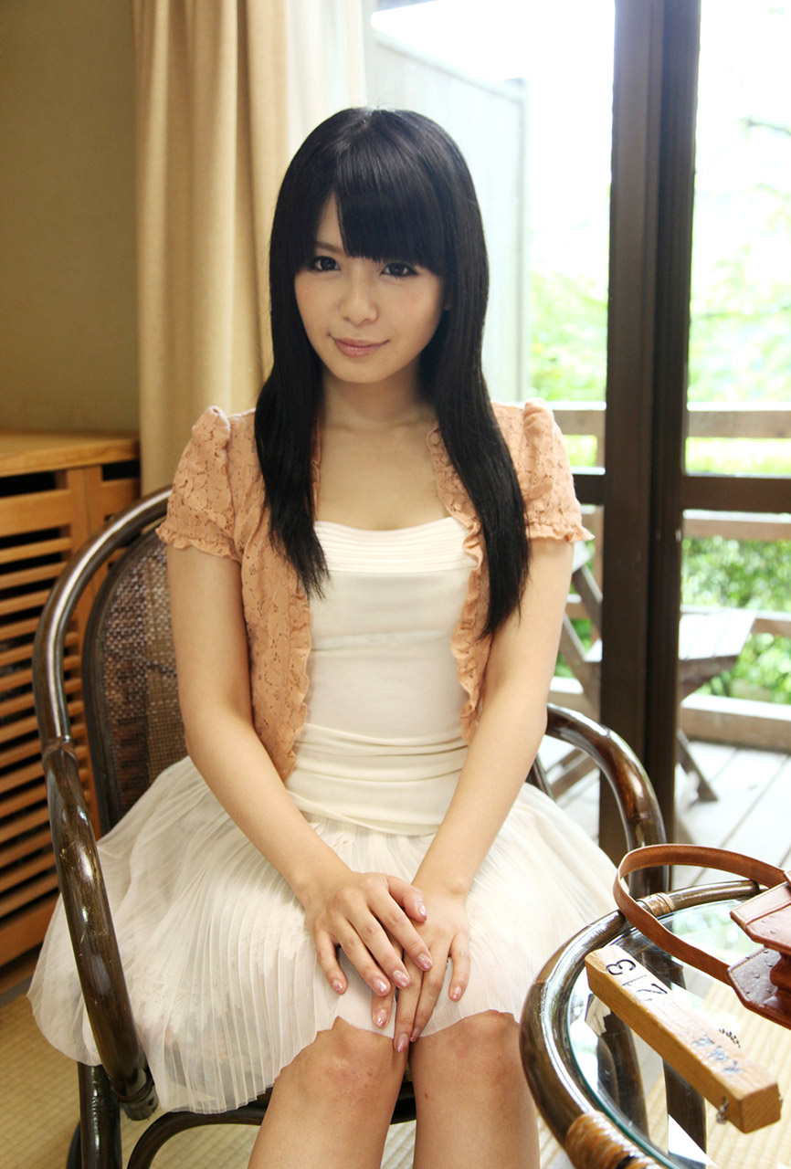栗林里莉